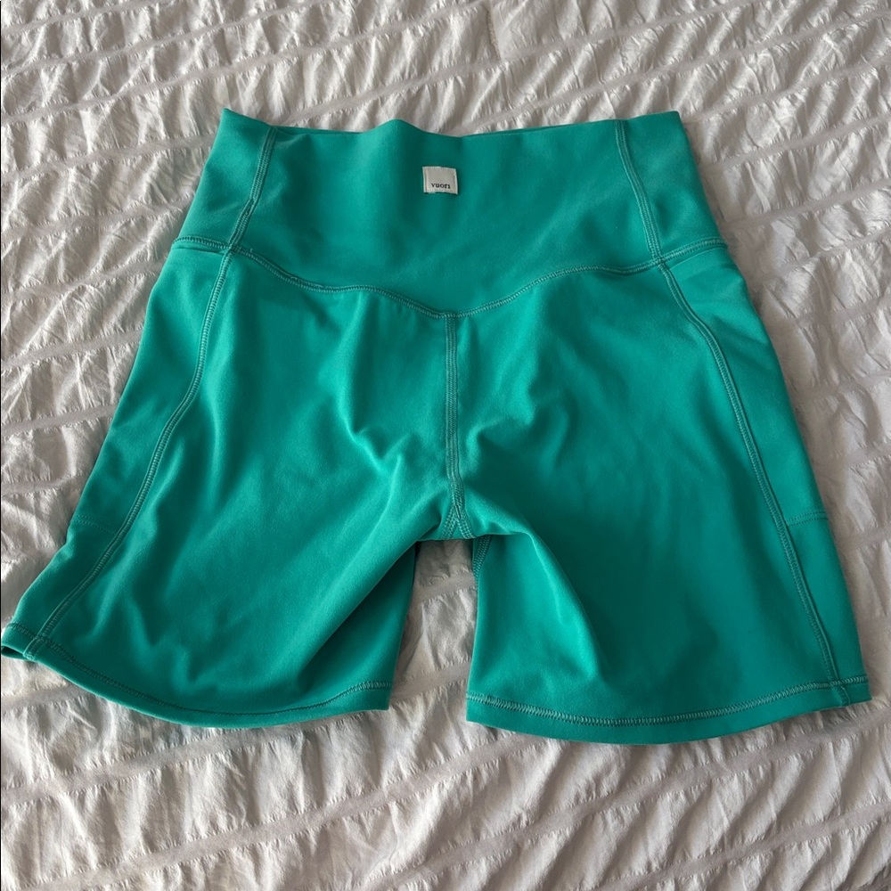 Vuori Athletic Shorts - Picture 4 of 5